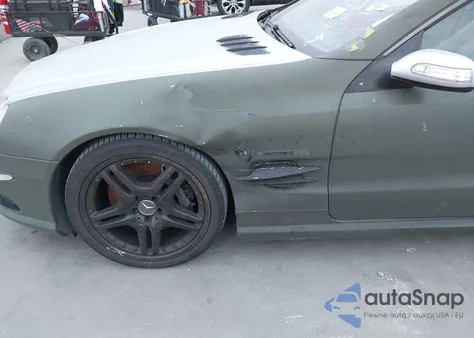 2004 Mercedes-Benz Sl 55 Amg z USA, uszkodzony, nr VIN WDBSK74FX4F066129